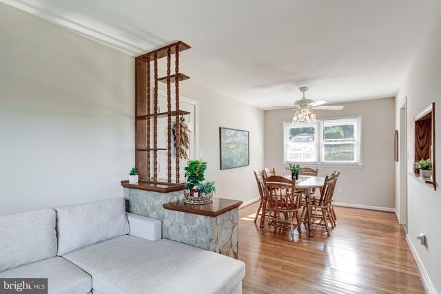 1560 OLD MANCHESTER RD, Westminster, MD 21157