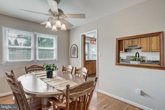 1560 OLD MANCHESTER RD, Westminster, MD 21157