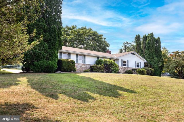 1560 OLD MANCHESTER RD, Westminster, MD 21157