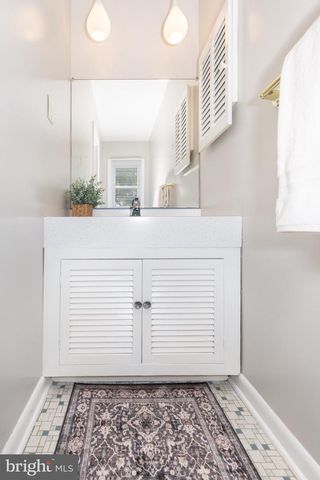 1560 OLD MANCHESTER RD, Westminster, MD 21157