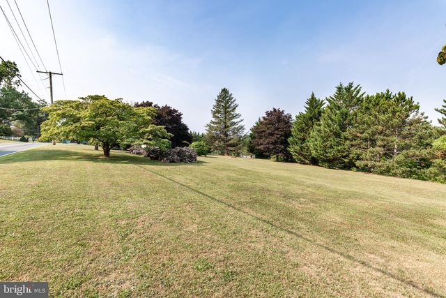 1560 OLD MANCHESTER RD, Westminster, MD 21157