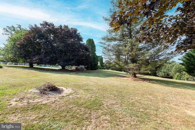 1560 OLD MANCHESTER RD, Westminster, MD 21157