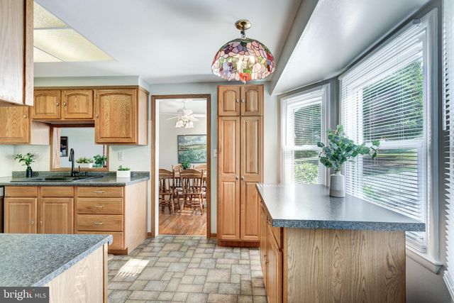 1560 OLD MANCHESTER RD, Westminster, MD 21157