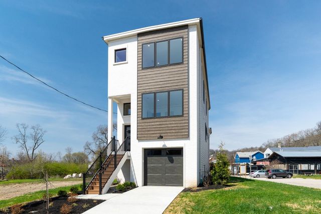 271 Strader Avenue, Cincinnati, OH 45226