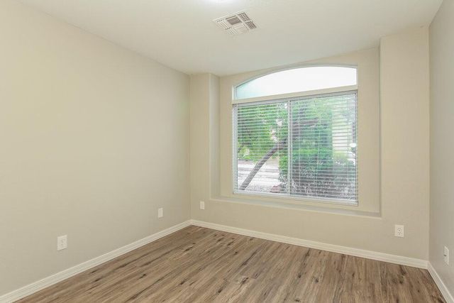 1024 E Tonopah Drive, Phoenix, AZ 85024