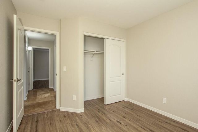 1024 E Tonopah Drive, Phoenix, AZ 85024