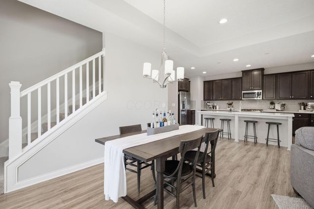 5611 Jessica Lane W, Powell, OH 43065