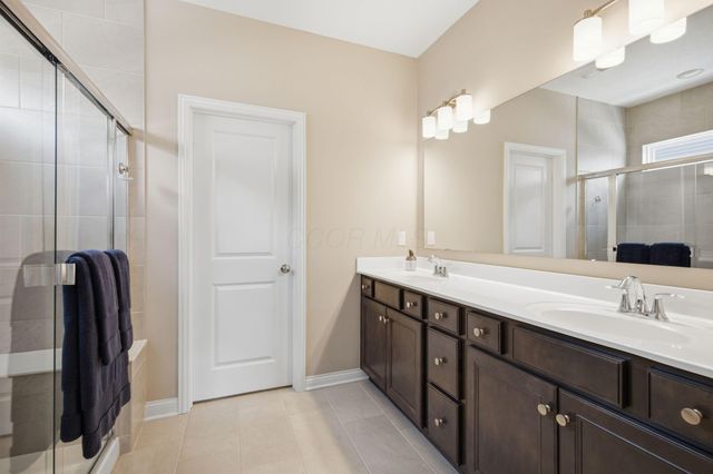 5611 Jessica Lane W, Powell, OH 43065