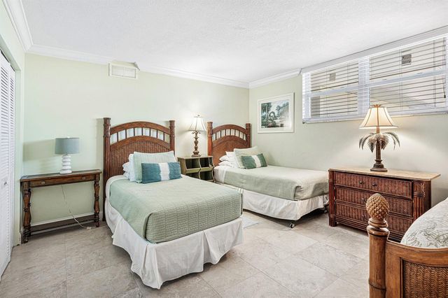 2080 E Hillsboro Boulevard 407, Deerfield Beach, FL 33441