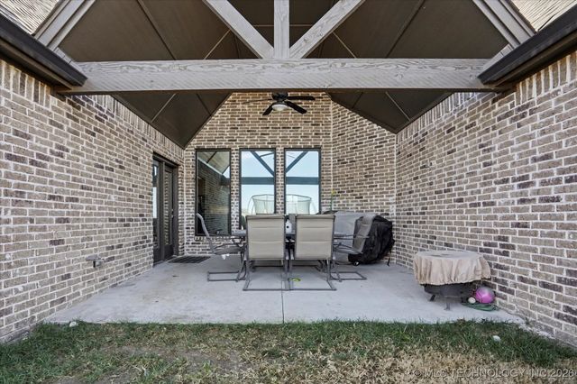 7716 N 150th East Court, Owasso, OK 74055