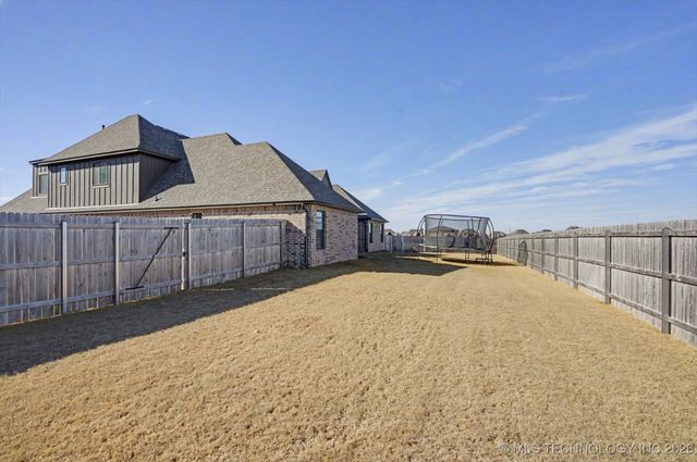 7716 N 150th East Court, Owasso, OK 74055