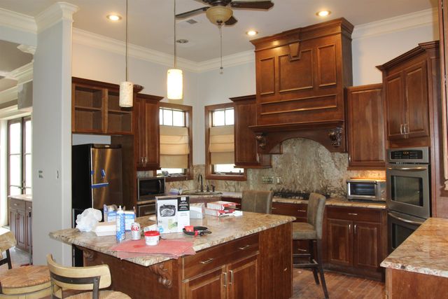 1015 CLAY POND DR, Unincorporated, TN 38060