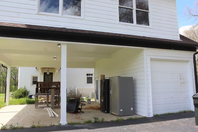 1015 CLAY POND DR, Unincorporated, TN 38060