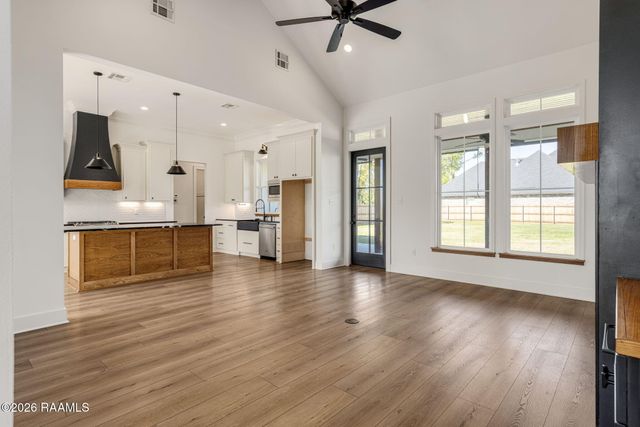 100 Sonora Lane, Lafayette, LA 70507