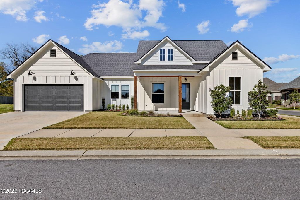 100 Sonora Lane, Lafayette, LA 70507