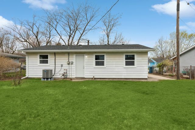 511 S Wayne Street, Gary, IN 46403