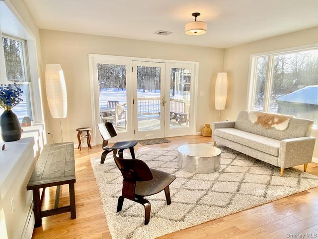 132 Weeds Mill Road, Highland, NY 12528