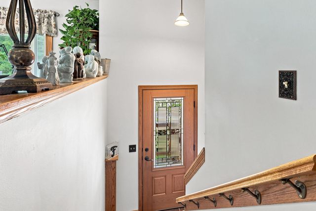 204 Chestnut Street, Leclaire, IA 52753