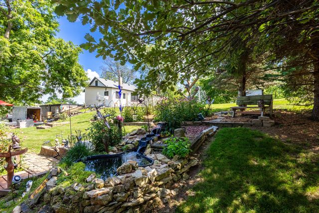 204 Chestnut Street, Leclaire, IA 52753