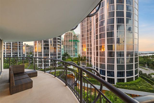 2843 S Bayshore Dr 11F, Miami, FL 33133
