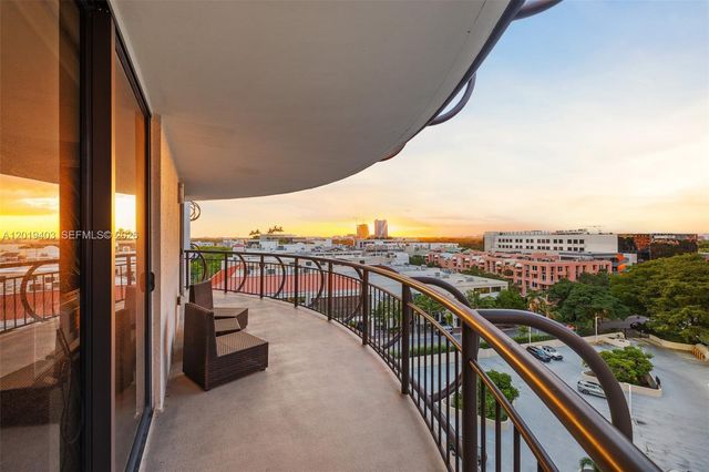 2843 S Bayshore Dr 11F, Miami, FL 33133