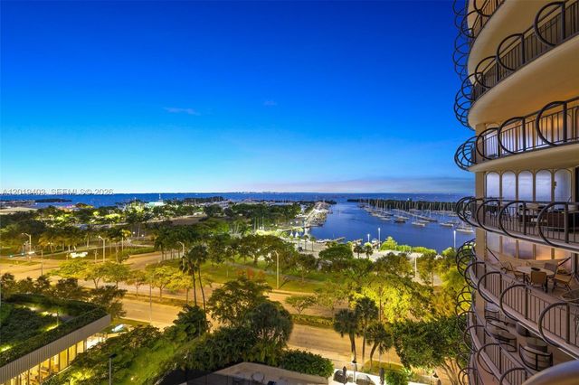 2843 S Bayshore Dr 11F, Miami, FL 33133