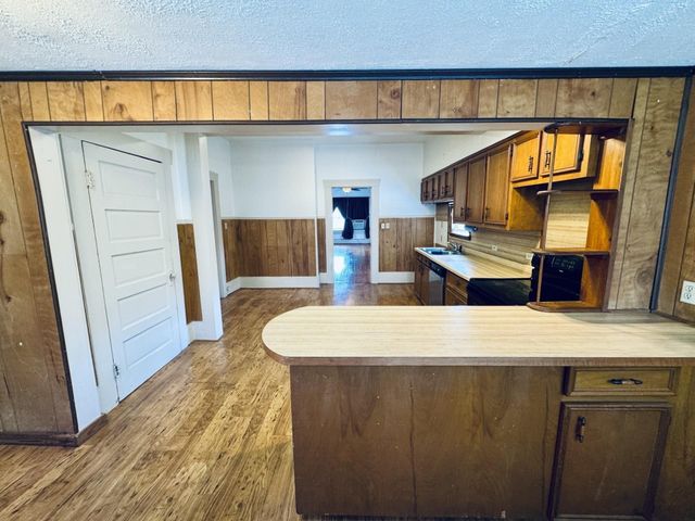 2305 Beaumont Avenue, Liberty, TX 77575