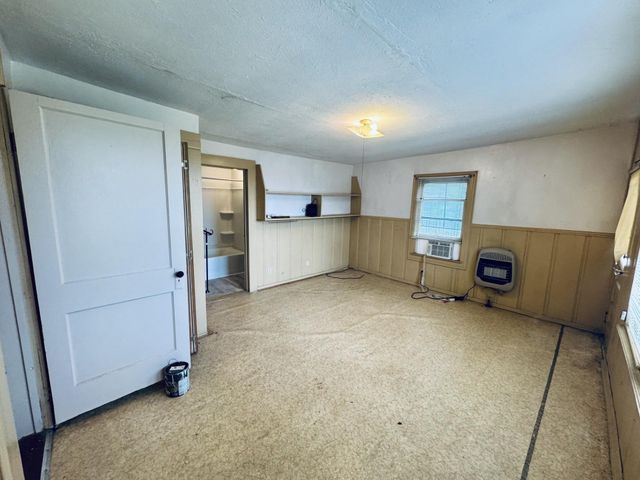 2305 Beaumont Avenue, Liberty, TX 77575