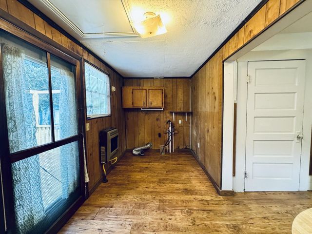 2305 Beaumont Avenue, Liberty, TX 77575