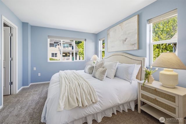 7624 39th Avenue S, Seattle, WA 98118
