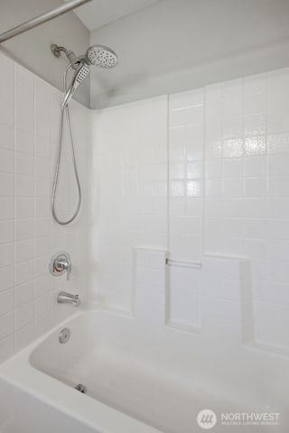 7624 39th Avenue S, Seattle, WA 98118