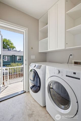 7624 39th Avenue S, Seattle, WA 98118