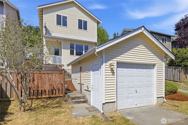 7624 39th Avenue S, Seattle, WA 98118