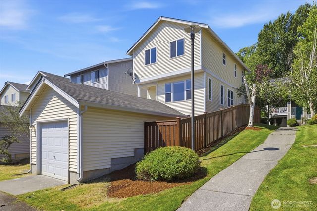 7624 39th Avenue S, Seattle, WA 98118