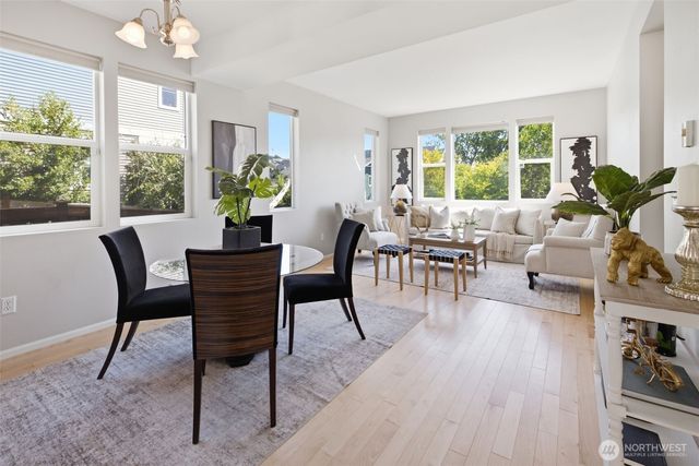 7624 39th Avenue S, Seattle, WA 98118