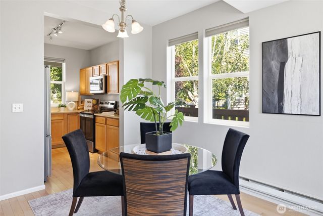 7624 39th Avenue S, Seattle, WA 98118