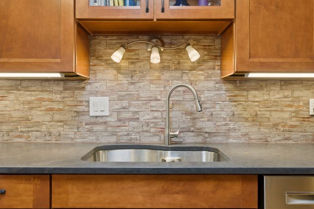 2938 Plaza Azul, Santa Fe, NM 87507