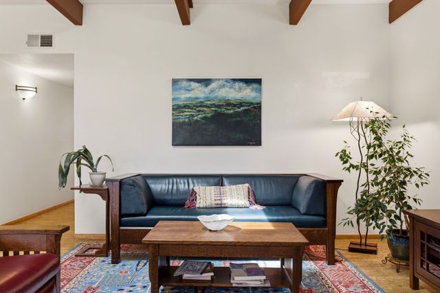 2938 Plaza Azul, Santa Fe, NM 87507