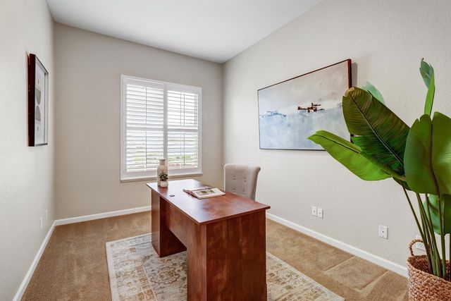 4041 Coldwater Dr, Rocklin, CA 95765