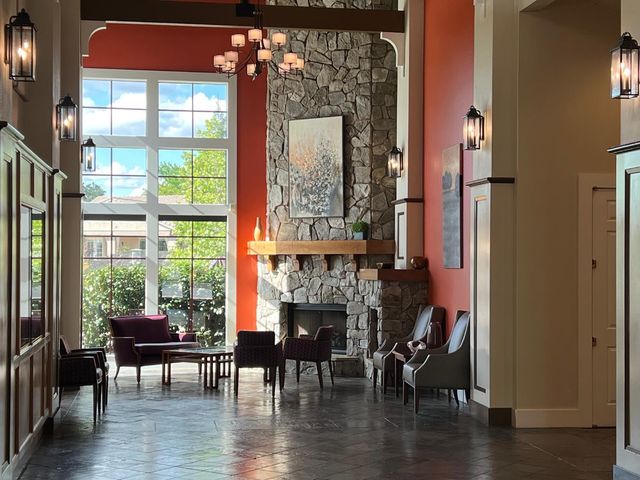 4041 Coldwater Dr, Rocklin, CA 95765