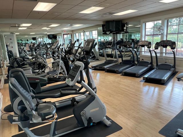 4041 Coldwater Dr, Rocklin, CA 95765