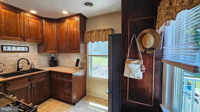 11 FRANMAR DR, Bridgeton, NJ 08302