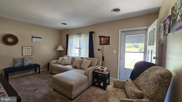 11 FRANMAR DR, Bridgeton, NJ 08302