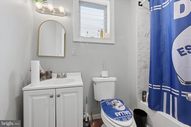 1121 E 11TH ST, Eddystone, PA 19022