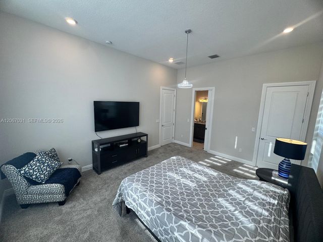 9296 Porto Way, Parkland, FL 33076