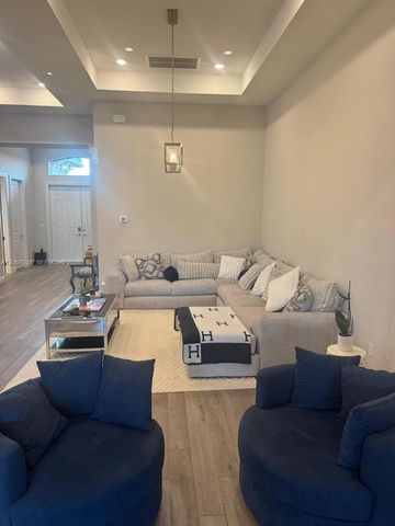 9296 Porto Way, Parkland, FL 33076
