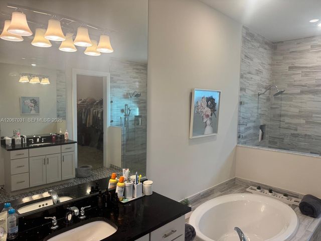 9296 Porto Way, Parkland, FL 33076