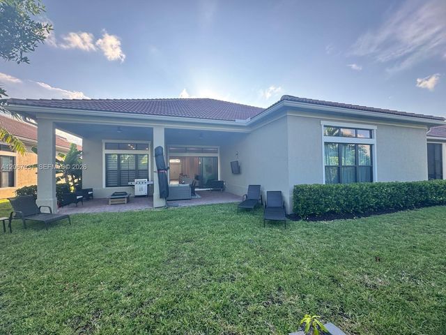 9296 Porto Way, Parkland, FL 33076