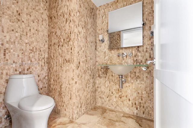 1800 S Ocean Dr UPH4301, Hallandale Beach, FL 33009