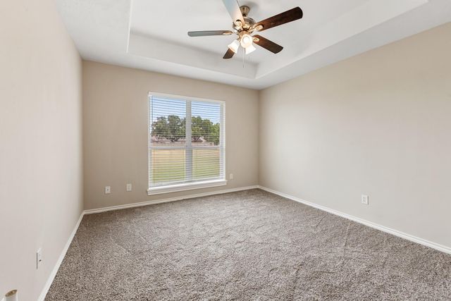 6100 Whitetail Lane, Bryan, TX 77808